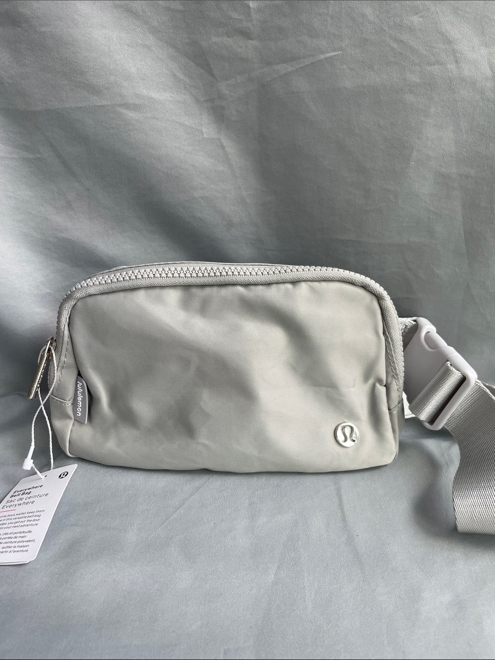 lululemon silver gray Belt Bag/Cross Body NEW with tags 🆕